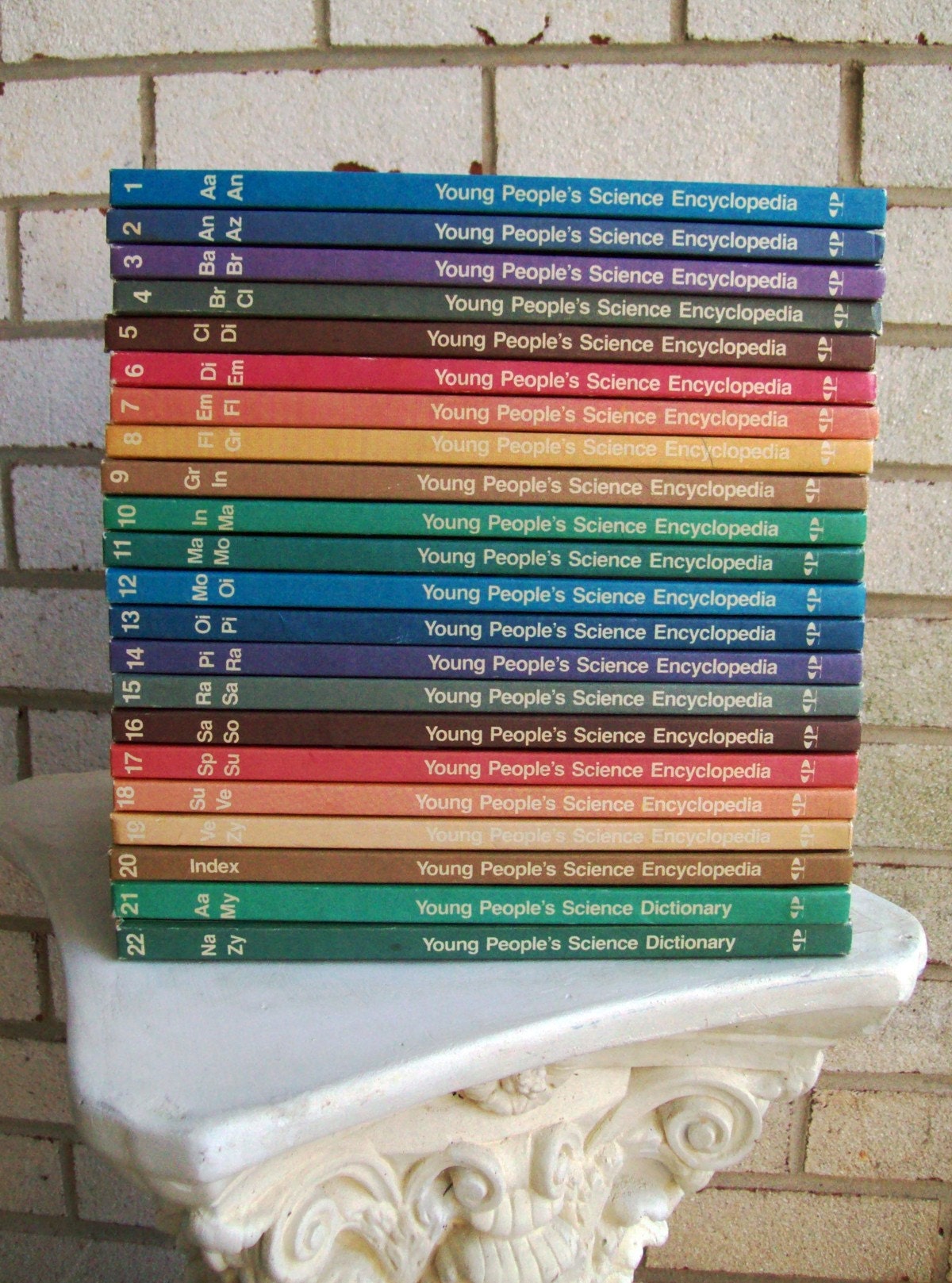 SALE - Complete Young People's Science Encyclopedia - 1982