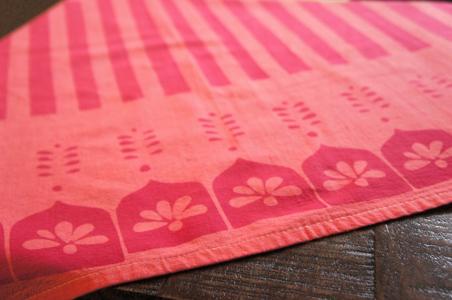Rustic Flour Sack Towel 28 x 29 Bindi