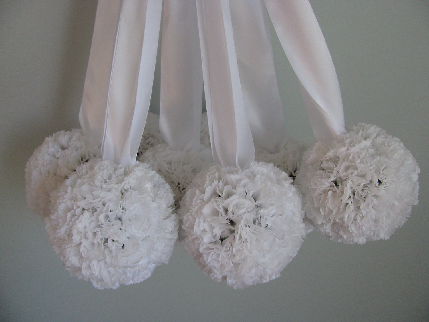Medium Pomander Kissing Ball 16 colors pew, chuppah, garden, aisle, chair decorations, flower girl You Customize colors