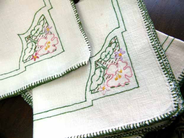 3 Embroidered Tea Napkins - Off White Linen - Blanket Stitched Edges 7173