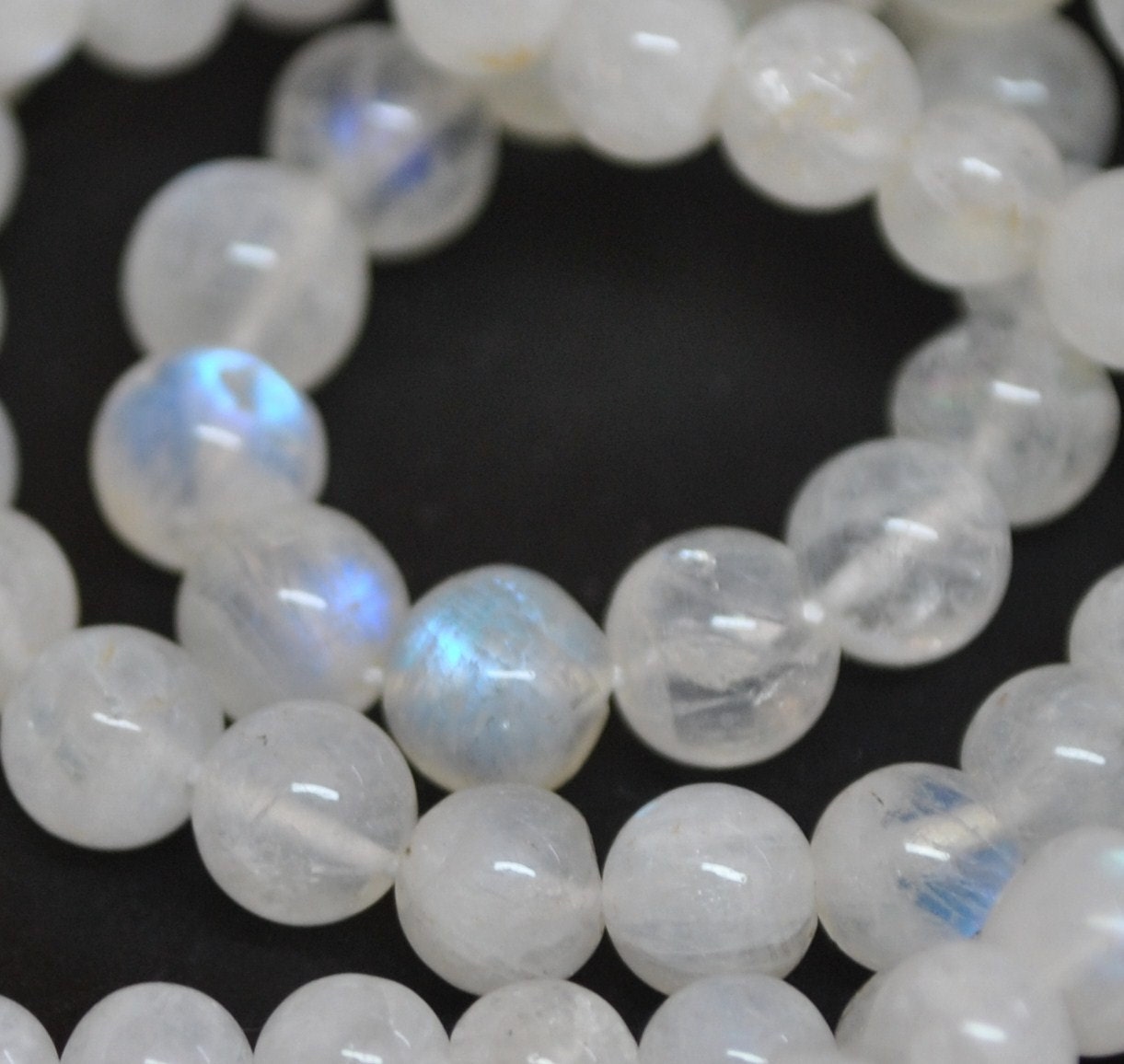 Round Beads Rainbow Moonstone - 5 mm - 14''STRAND - 110419-06