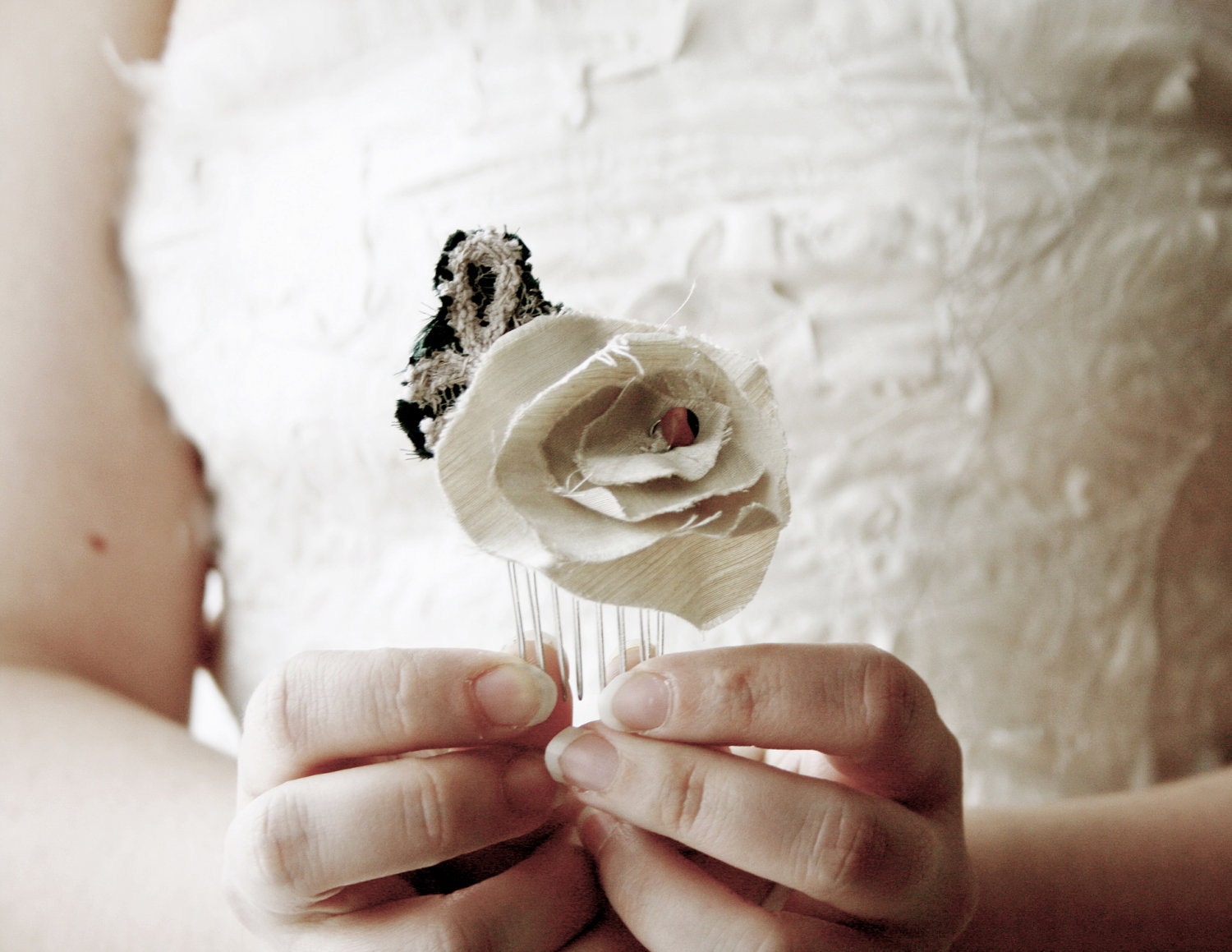 Silk Cream Rose Flowers Wedding Hair Comb. Flower Girl, Bridal Hair, Fascinator Comb