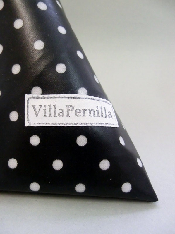 Wash bag for kids and light travelling- oilcloth fabric