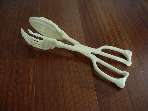 Truly awesome skeleton hand salad tongs ivory by chezkvintage