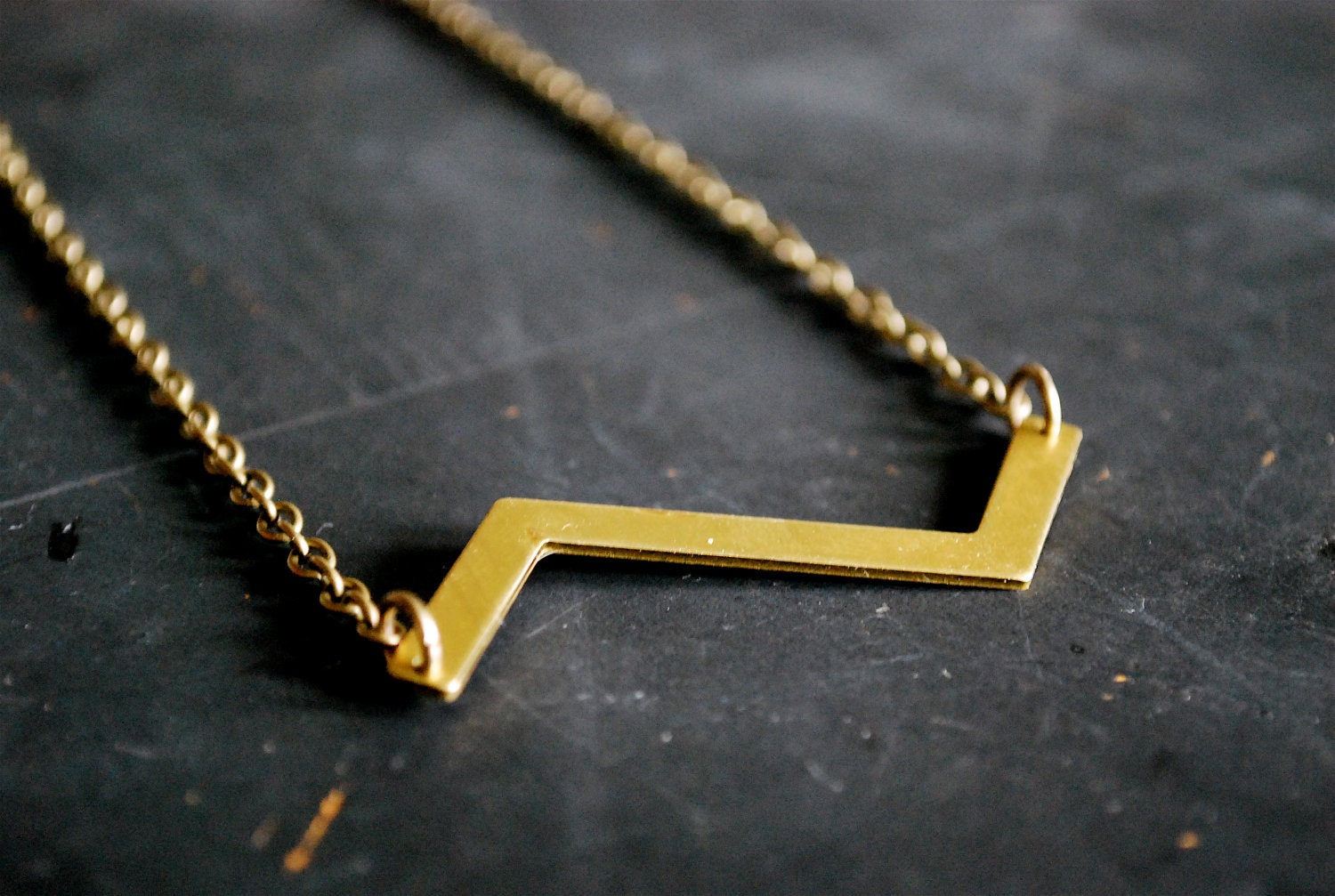a simple chevron Necklace