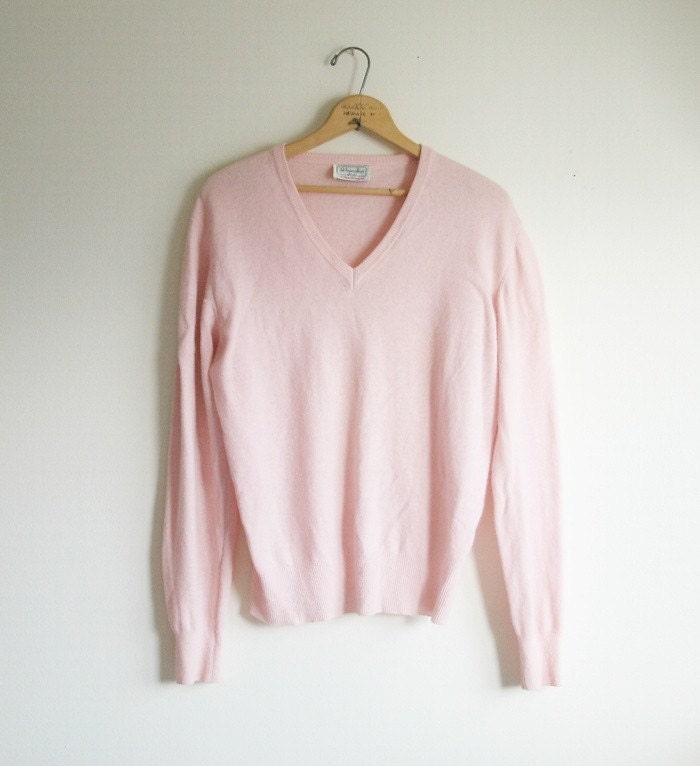 ON SALE Pale Pink Vintage Benetton V neck sweater by Argyle23