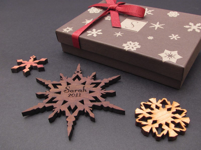 Name Flake - Custom Wood Snowflake Ornament - Personalized Laser Engraved Ornament Set in a Monogram Gift Box