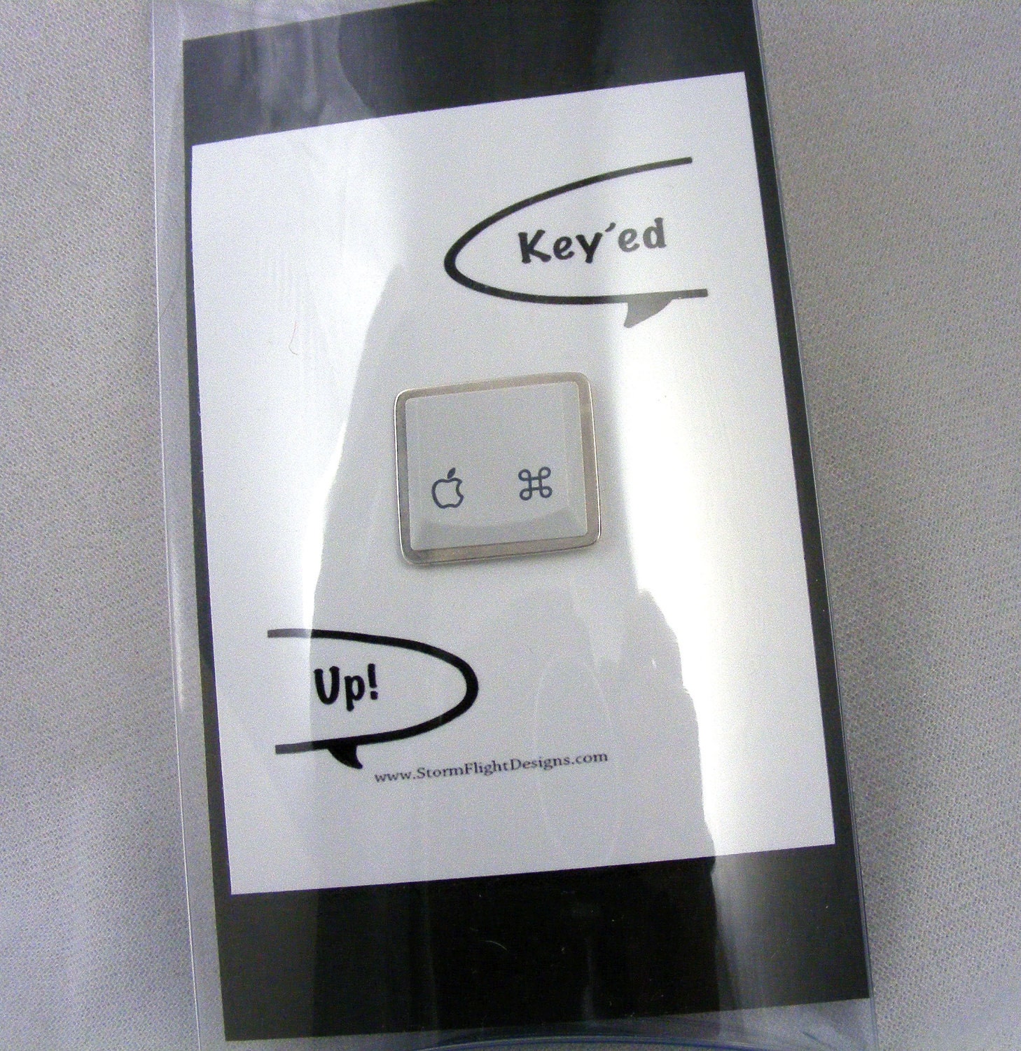 Apple command Key-Ring in black, key chain, keys, recycled, birthday, anniversary, wedding, gift