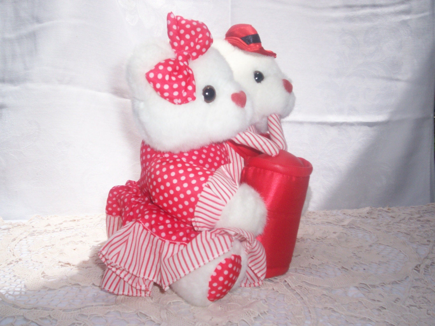Vintage Love Bears