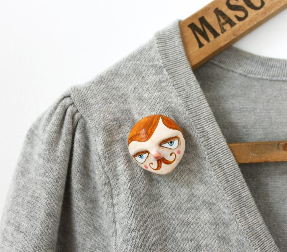 Man face brooch - Blonde moustache gentleman pin - "Lord James"
