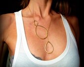 DEW DROPS : Gold Pendulum Necklace