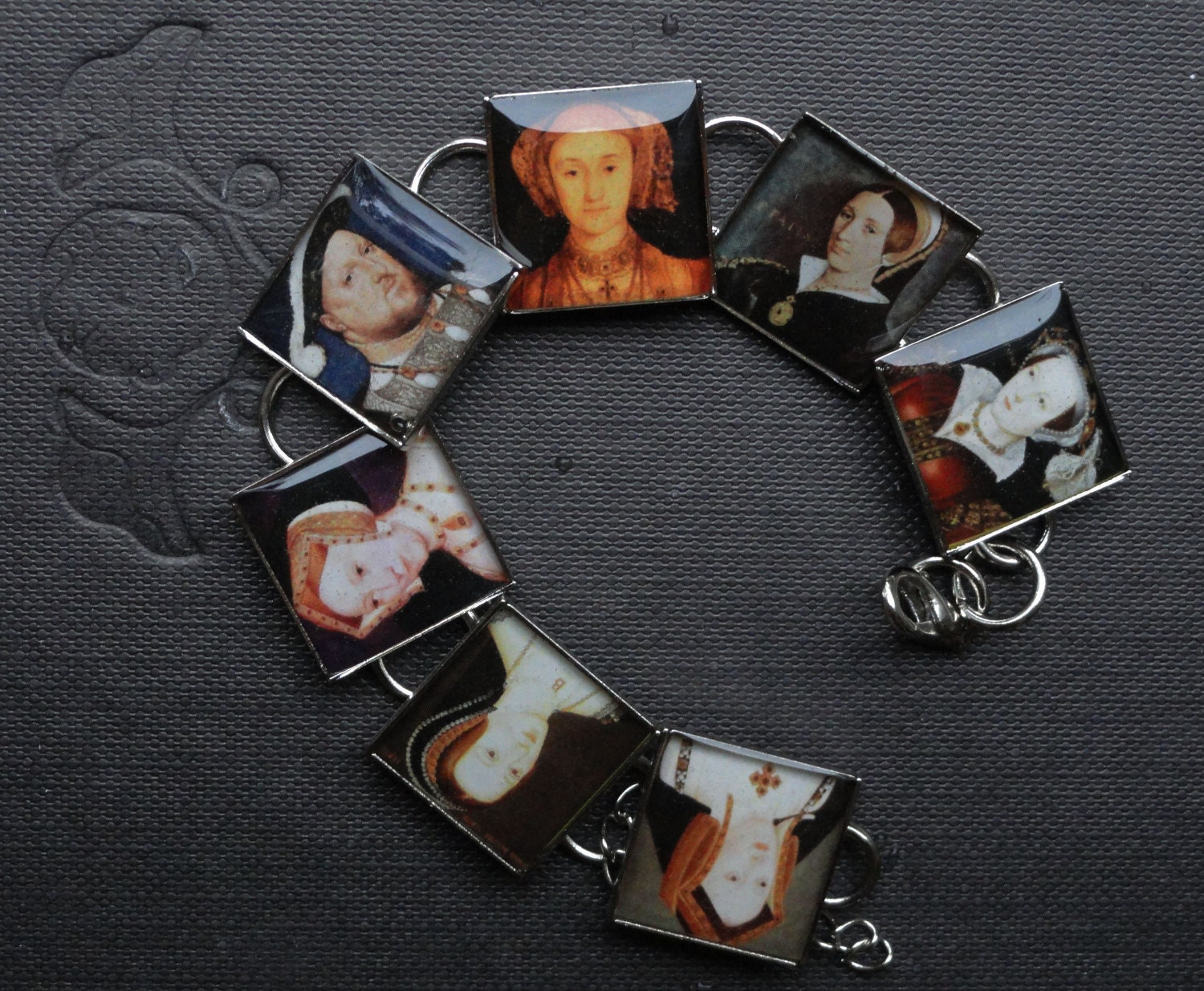Henry the Eighth and his Six Wives Tudor Bracelet