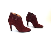 MOVING SALE////Vintage 1970s burgandy suede ankle boots, sz. 6