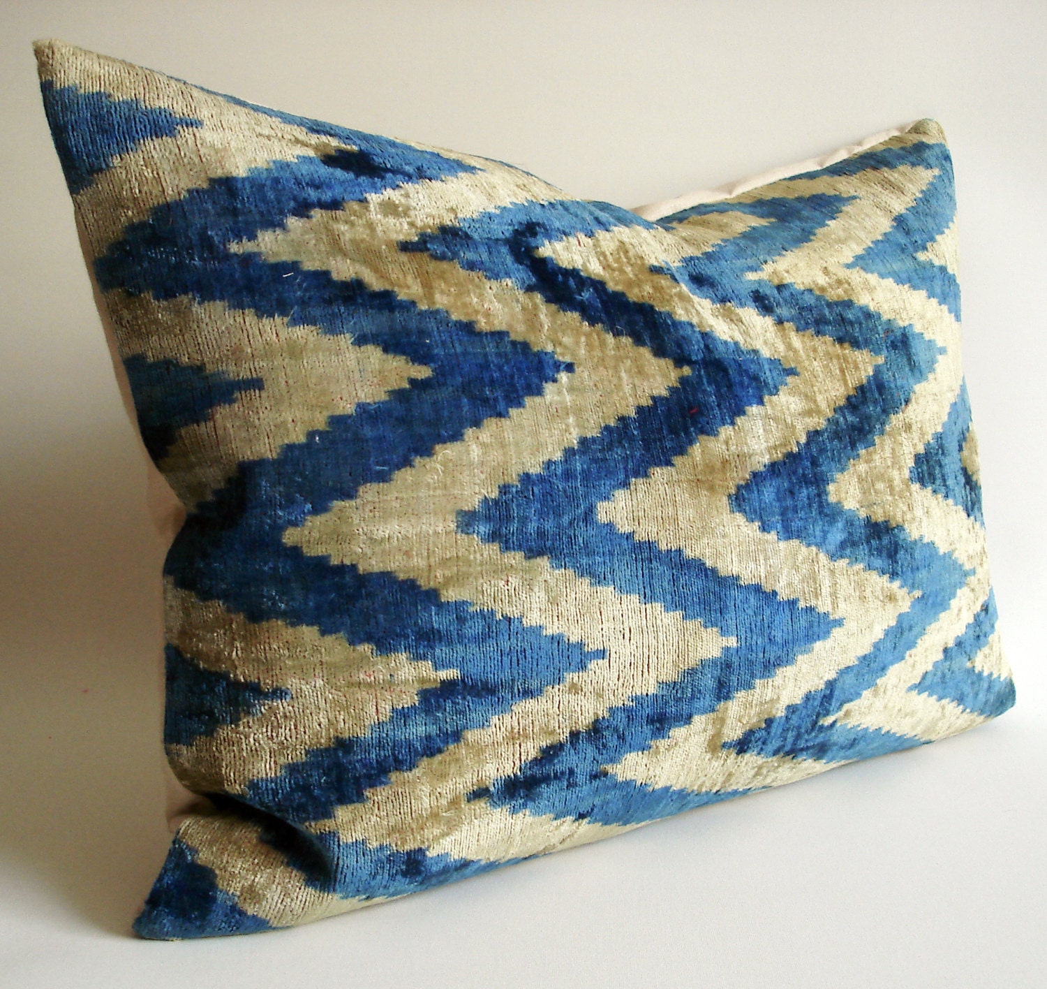 Sukan / SALE - Soft Hand Woven - Silk Velvet Ikat Pillow Cover - 16x22 inch - Beige, Dirty White, Blue, Dirty Blue, Dark BlueColor