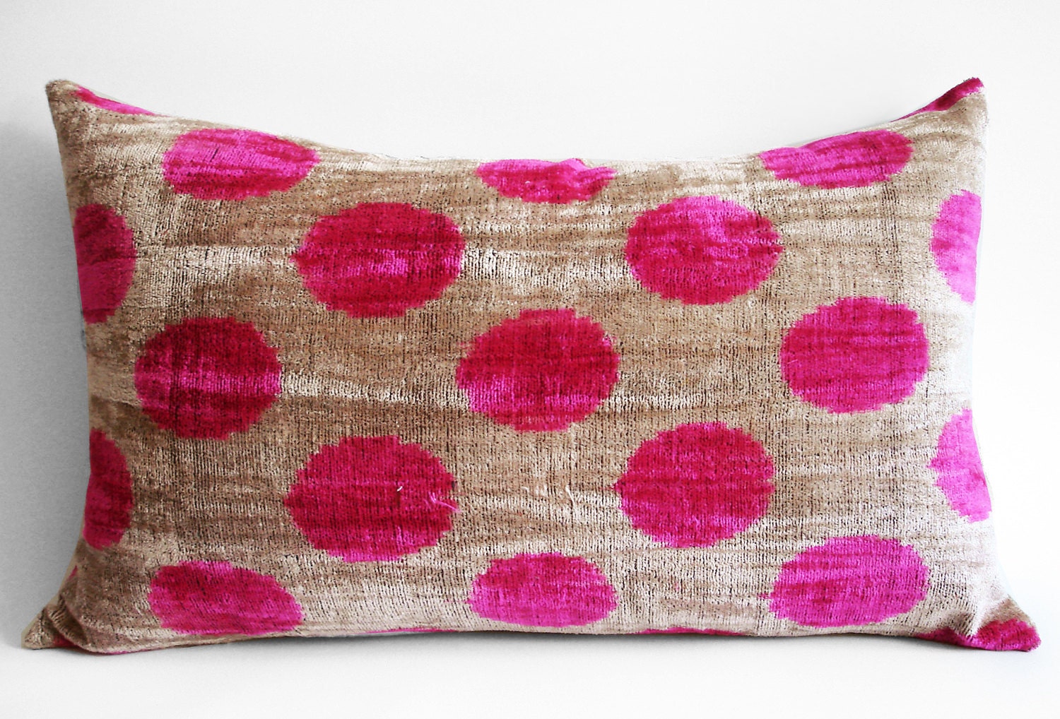 Sukan / SALE, decorative pillow ikat - throw pillow ikat -throw pillow cover - Handmade Silk Velvet Ikat Pillow Cover Pink - Pink