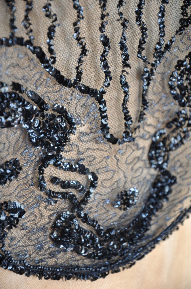 vintage antique 1920s Glitz and Glamor sequin cape