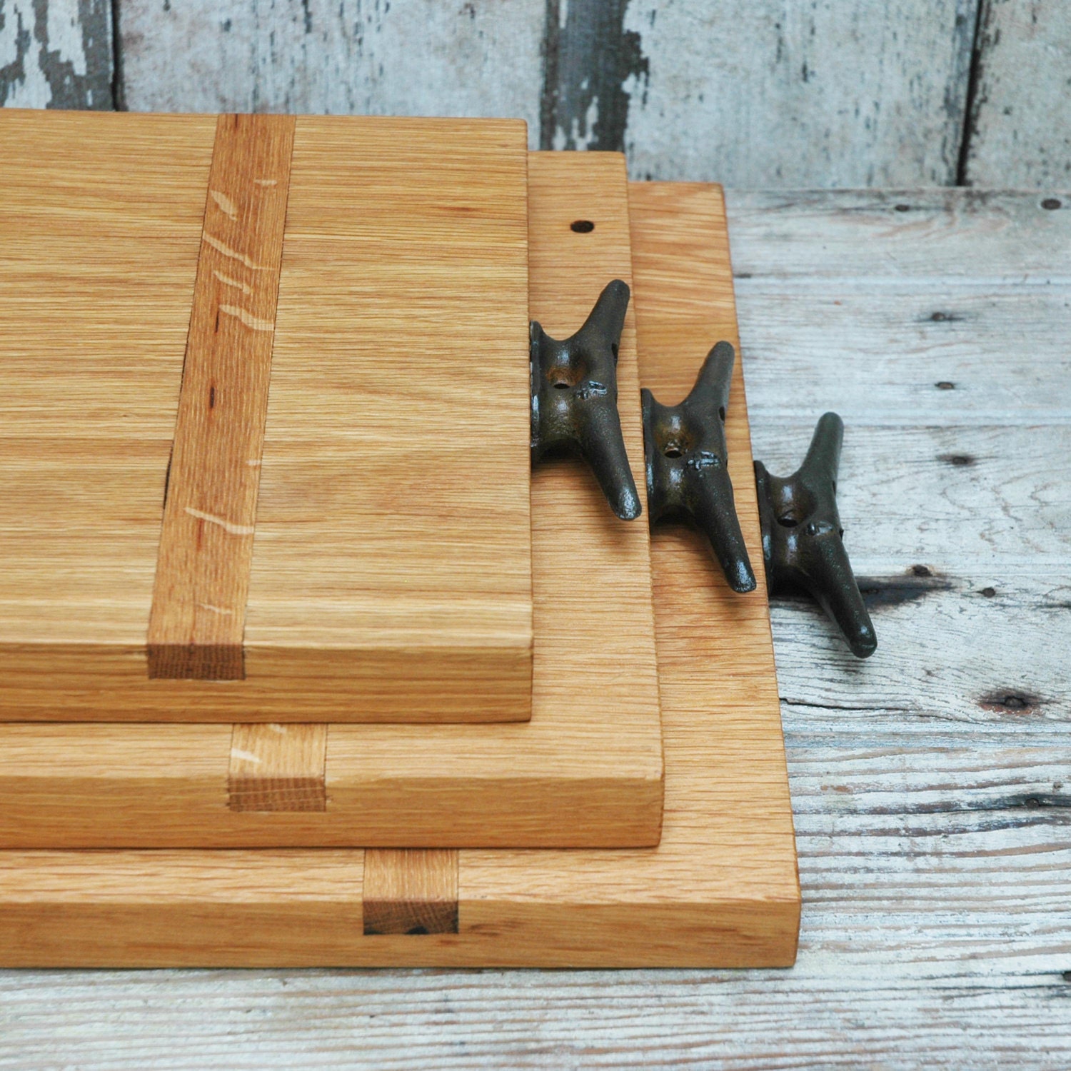 Cutting Board made of reclaimed wood - Small
