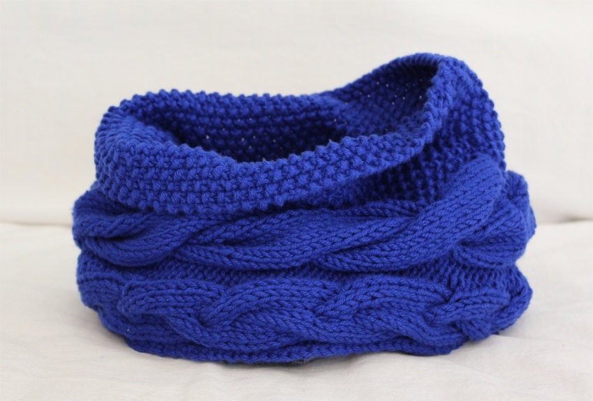 Cabled Infinity Scarf Knit Pattern