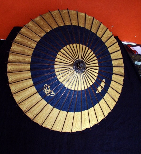 Vintage Oriental Parasol