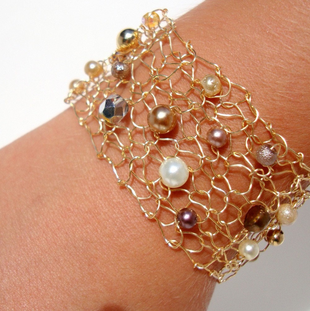 Champagne Ivory Pearl Bridal Cuff Bracelet Wedding Bridal Jewelry Hand Knit Gold Wire Cream Taupe Pearls and Crystals