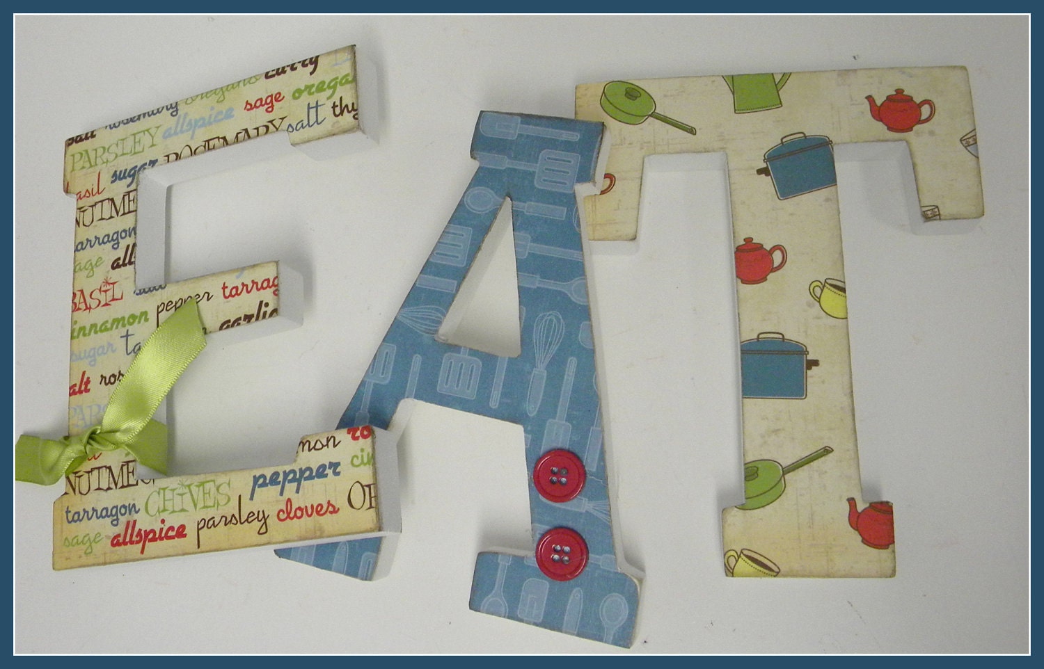 Kitchen Decor - EAT Sign - Retro/Vintage Look - Six Inch Wooden Letters