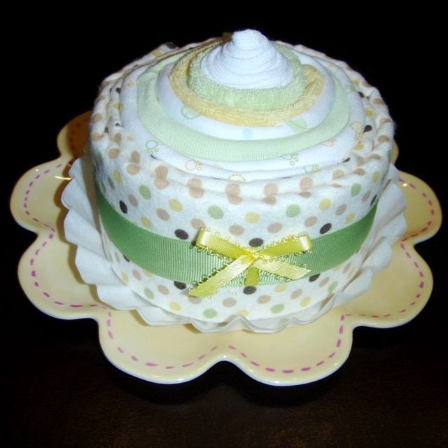 Sweet Treats Jumbo Cupcake - Neutral