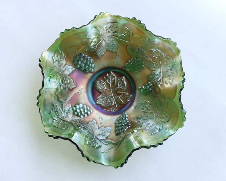 Fenton Carnival Glass Bowl Grape Pattern by albrechtsantiques