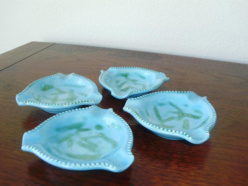 Mini Nesting Aqua Ashtrays