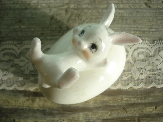 Easter Bunny Egg Shape Trinket Dish Lustreware White Porcelain