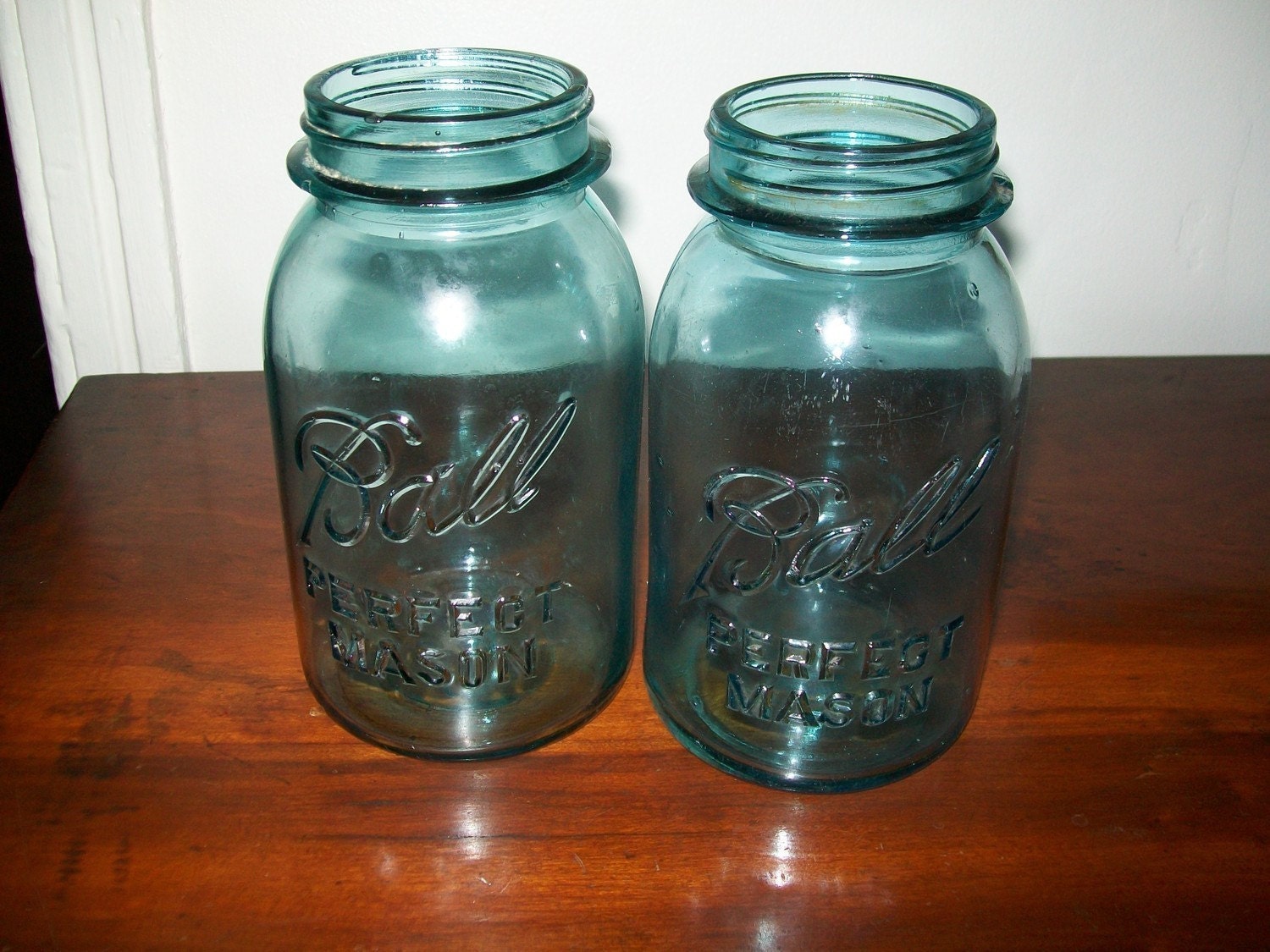 12 OLD Aqua Blue Ball Mason QUART Canning Jars Perfect 4 Peacock color Wedding