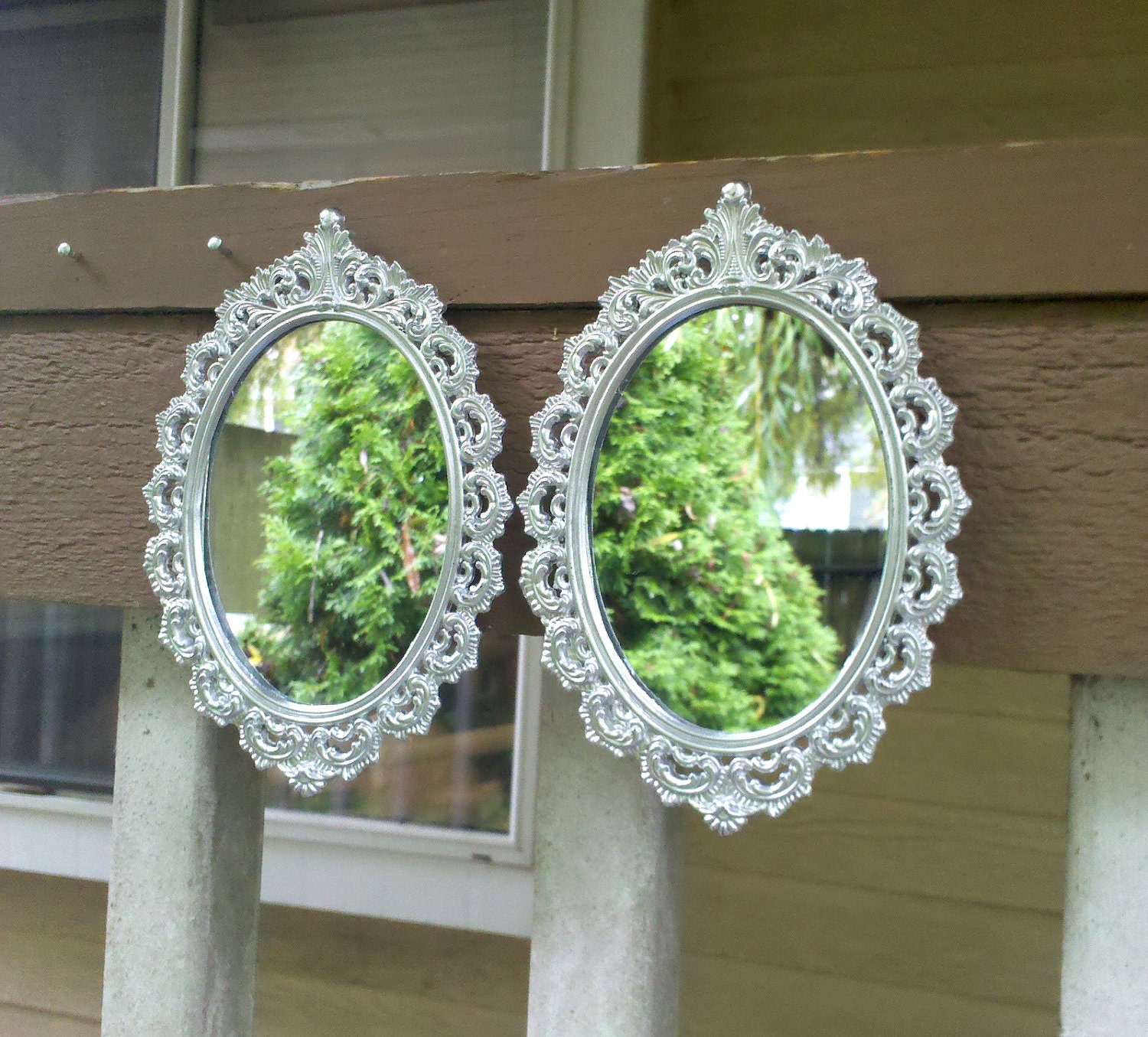 Oval Mirror Decor Set - Vintage Brass Frames in Shiny Silver