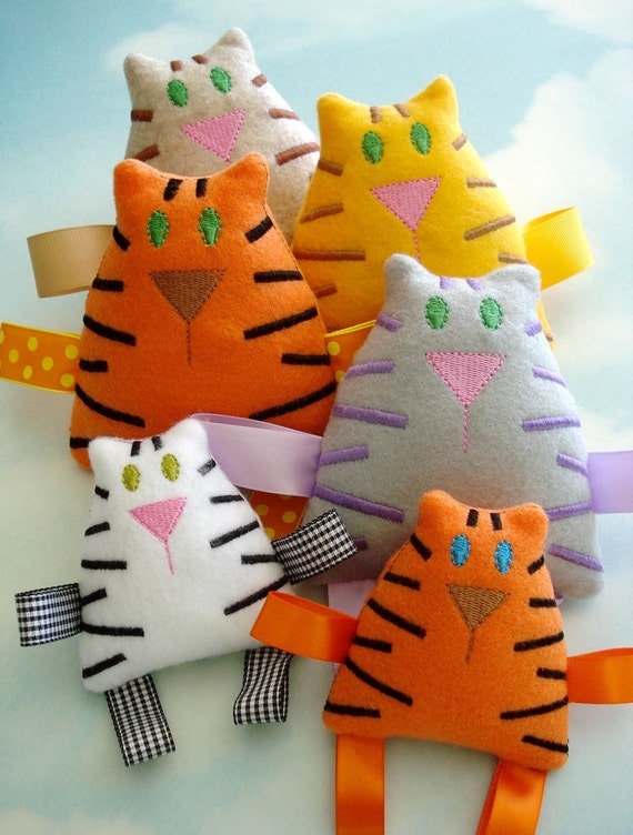 Tiger - Tabby Cat Embroidery Design for Machine Embroidery - Softie In-The-Hoop