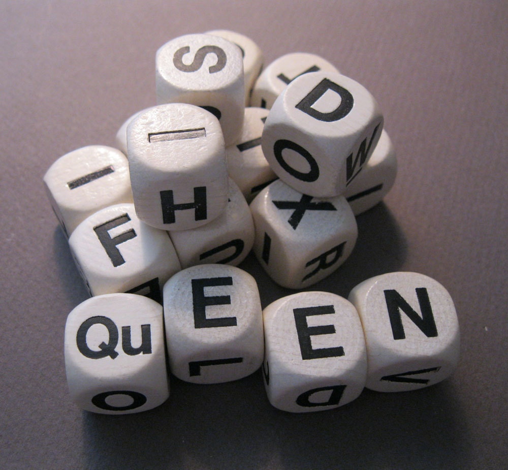 vintage Boggle dice 16 pieces game wood dice by theartfloozy