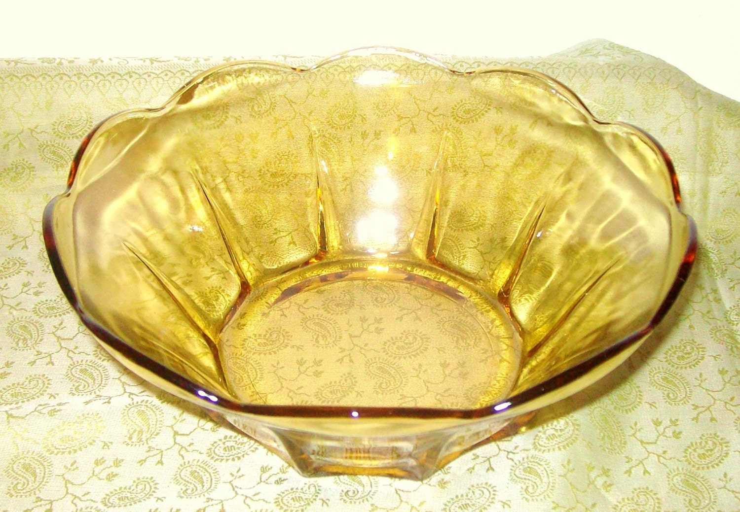 Vintage Yellow/Golden Glass Serving/Decorative Bowl