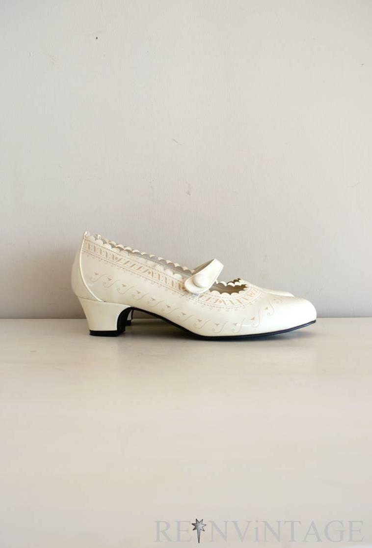 vintage 1960s shoes - 60s mary jane heels / white patent leather