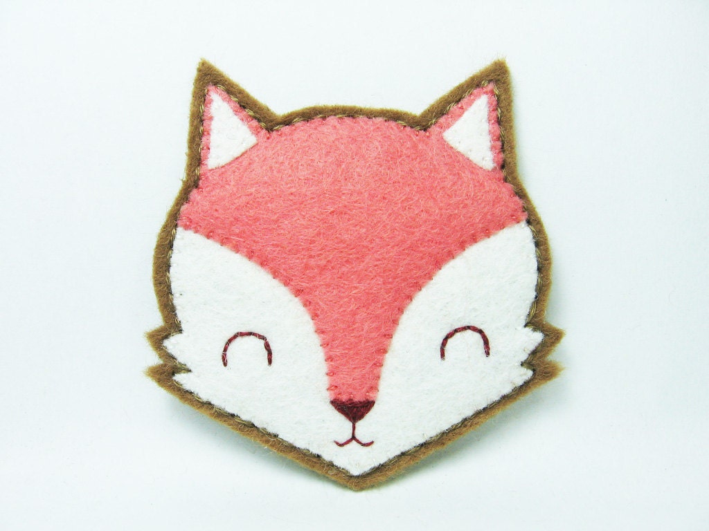 Moody fox felt pin - made to order