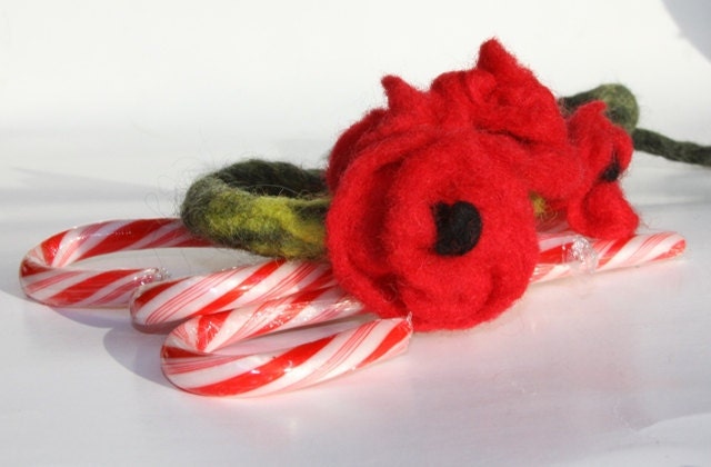 red poppy felt necklace wet felting