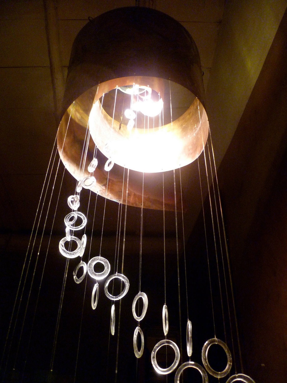 TWIRL Light installation - Ecological - Eco friendly - Recycled glass