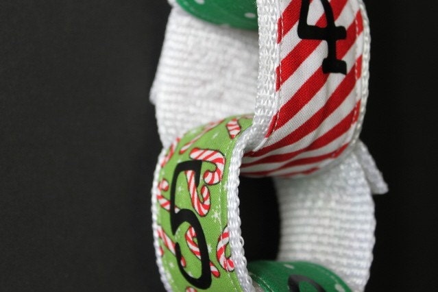 Fabric Countdown Chain -  12 in Christmas Red and Green