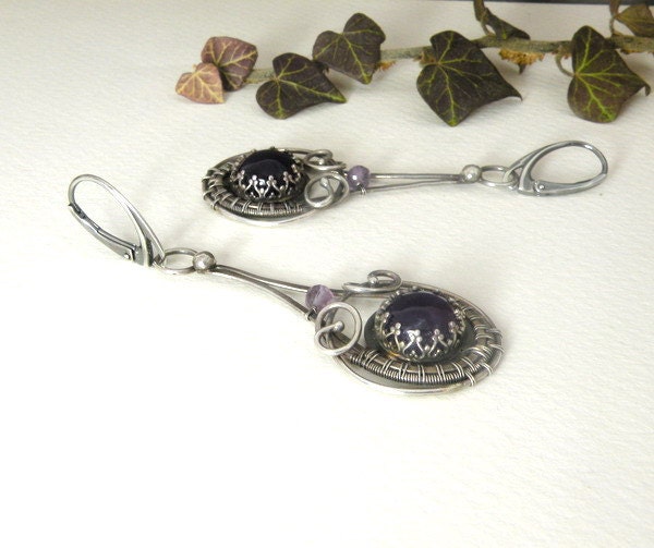 Silver wire wrapped earrings with amethyst - Vintage Style