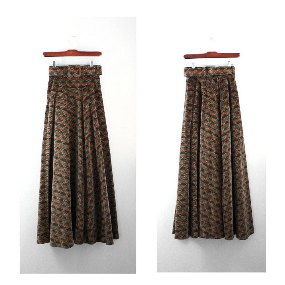 Designer Samuel Sherman Vintage 1970s Fall Fashion Maxi Velveteen Skirt with Matching Belt Size XXS XS