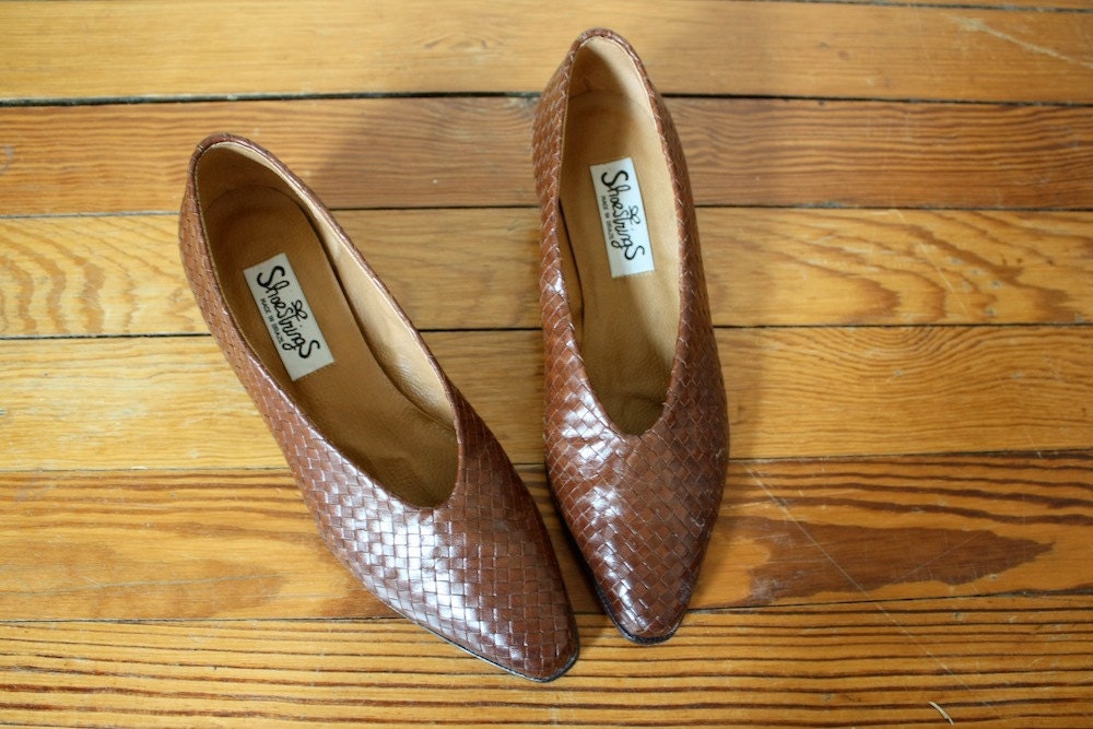 Vintage Chocolate Brown Leather Basket Woven High Heels Size 6