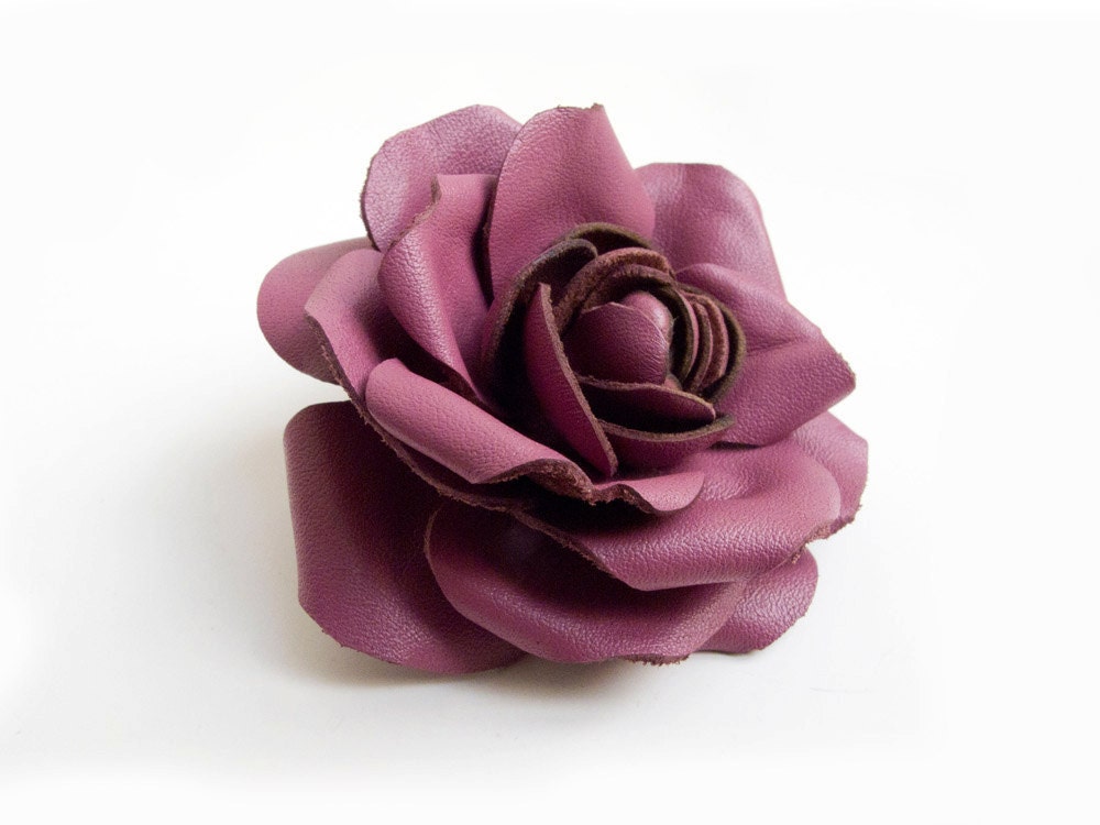 Dusty pink leather rose brooch