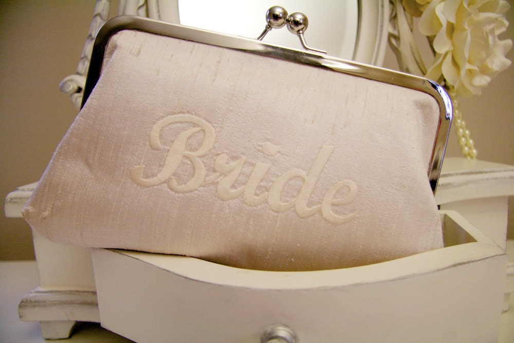 Bride's Ivory clutch bag