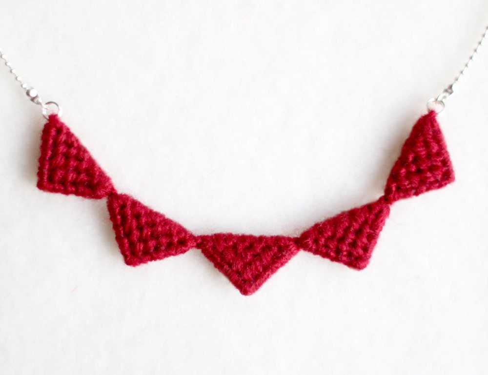 Tribal Triangle Necklace made of wool: Deep Red / Maroon