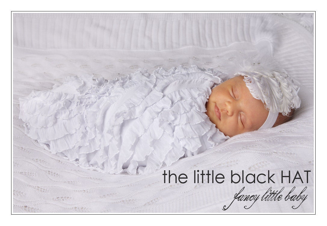 Ruffle blanket - White 31x36 - Super Stretchy