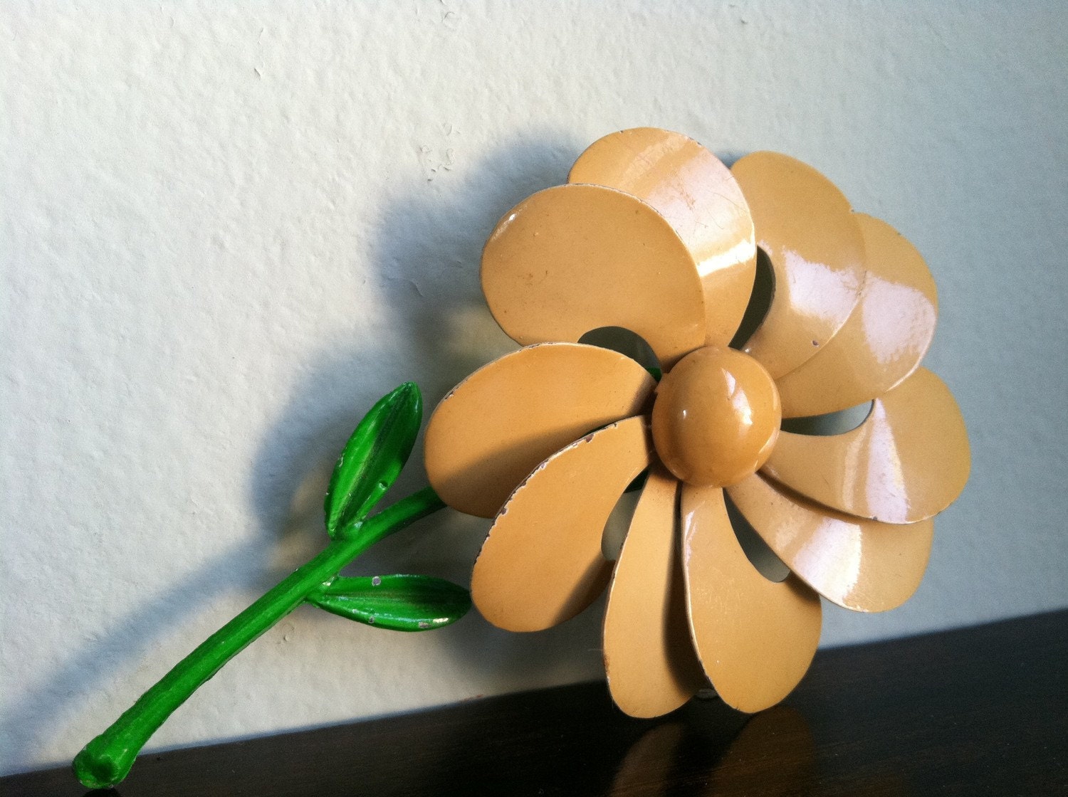 Adorable Vintage Pale Yellow Flower Brooch