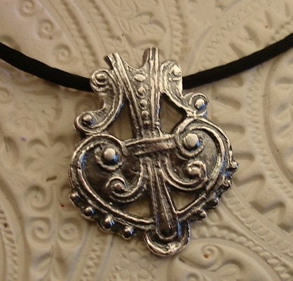 Victoriana Fine Silver Necklace