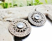 beautiful round antiqued rhinestones earrings