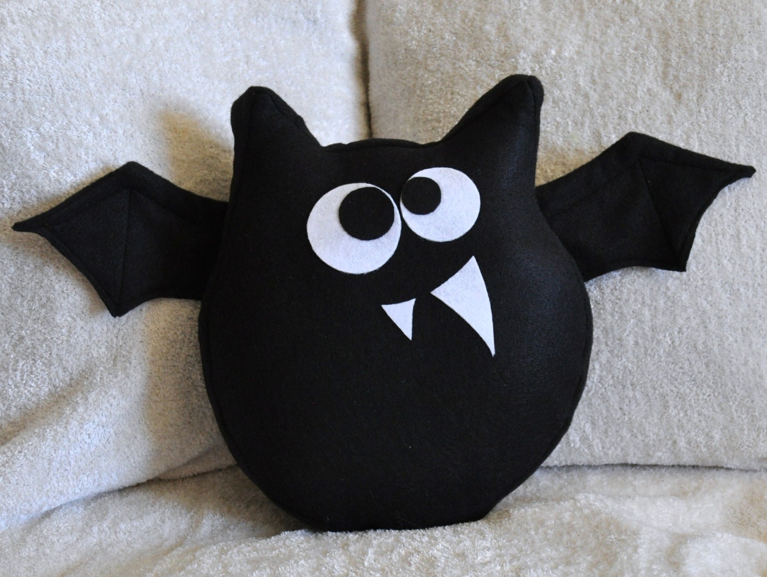 Bat Plush Pattern PDF Jugular the Bat Plush Pillow -Halloween Tutorial Pattern DIY How to Make